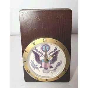 Presidential Seal Wooden Gold Rimmed Clock Eagle 96 US News & World Report Works